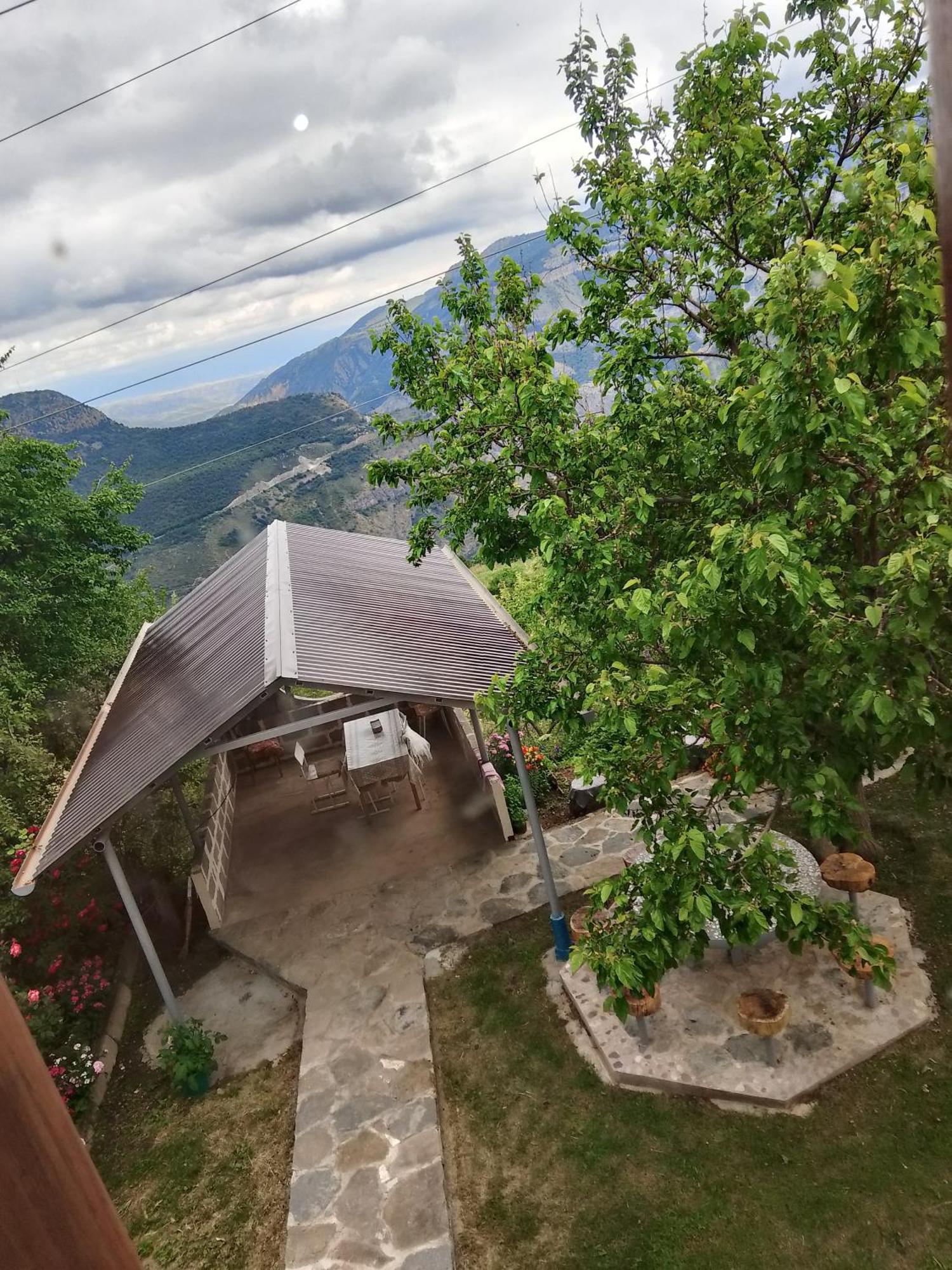 Rubina Bed And Breakfast Татев Екстериор снимка